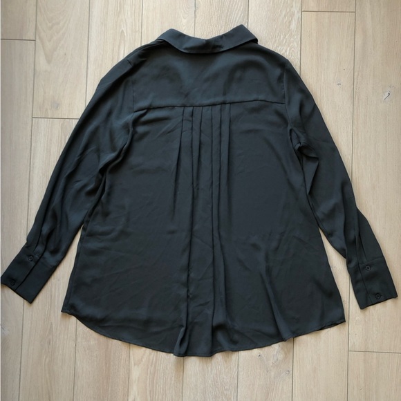 Anthropologie Pleione Collared Classic Blouse in Dark Green Size S Pleated - Picture 9 of 9